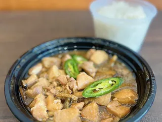 Yang's Braised Chicken Rice