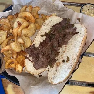 So called Phill Cheese Steak order, no cheese, no peppers, and no onion, just cold meat.