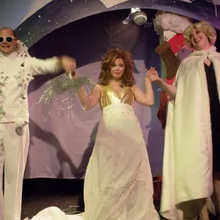 David Wayne Reed, Heidi Van &amp; Bess Wallerstein in White Nose Christmas. Dec. 2010