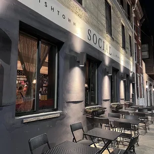 tables and chairs outside a restaurant