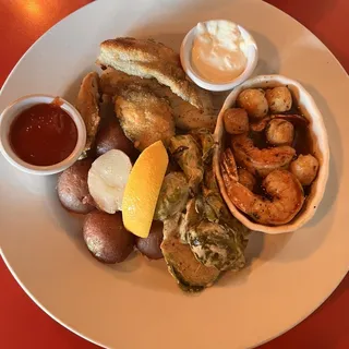 FISHWIFE SEAFOOD COMBO DINNER