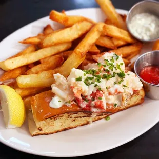Lobster roll