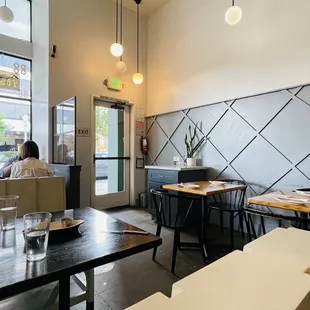 Entrance / inside dining