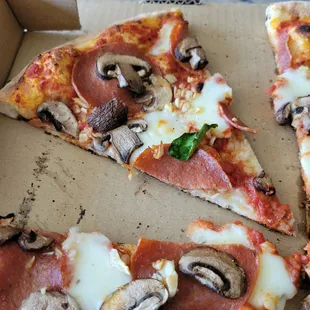 8 slices per 14" pie