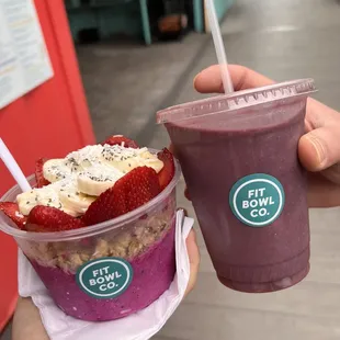 Berry Power smoothie bowl &amp; Classic SB smoothie