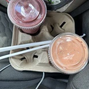 2 smoothies: tropical paradise &amp; summer breeze