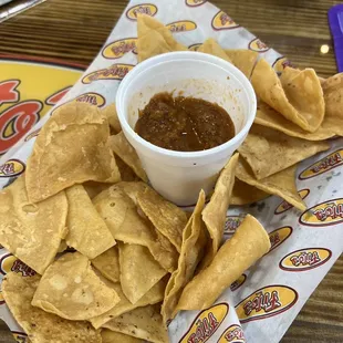 Chips and salsa