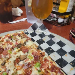 Pizza and tank 7