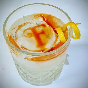 Their signature cocktail is a Fitzgerald - gin is IN!!