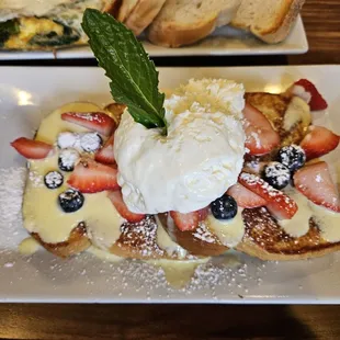 Creme brulee french toast