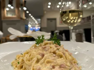 Benny John's Bar and Grill