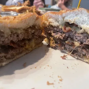 Double patty bacon Gruyère burger