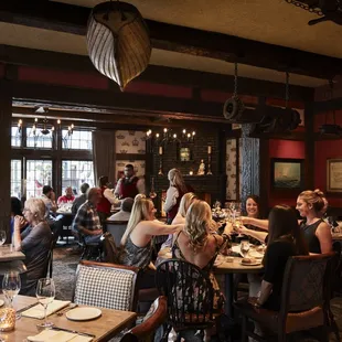 Crown Nelson dining room