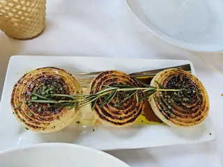 Selanne Steak Tavern