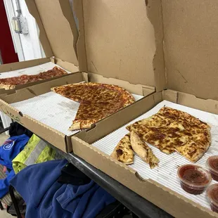 food, pizza
