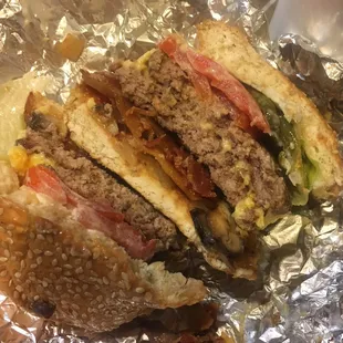 Bacon cheeseburger soo juicy