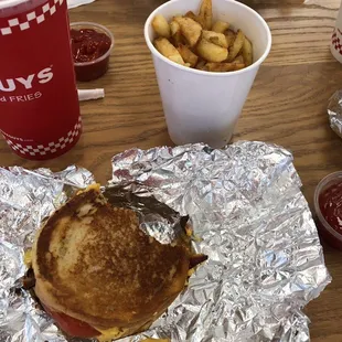 Grilled Cheese Sandwich, Little Fries