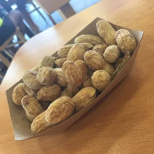LOTS OF PEANUTS!