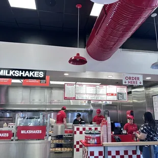 the inside of a fast food restaurant