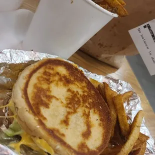 Grilled Cheese Burger