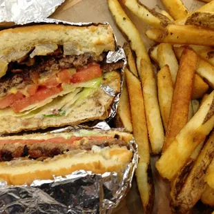 Bacon Chz is amazing. Super hot fries! Always clean, lively &amp; friendly! A little pricey but worth every penny!