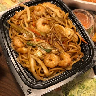 Shrimp LoMein