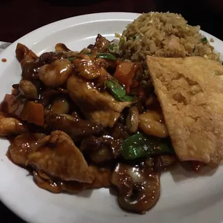 23. Vegetable Delight Lunch Special