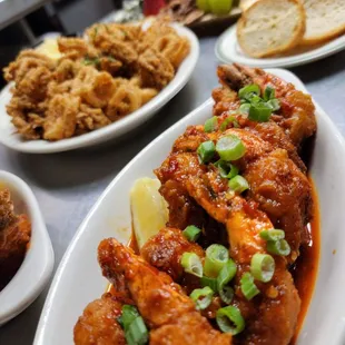 chicken wings, chicken wings and fried chicken, bbq chicken, fried chicken, chicken, fried chicken wings, poultry, bbq wings, food