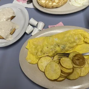 an omelet with potatoes and eggs