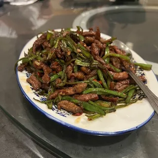 Shredded Beef with Spicy Green Peppers