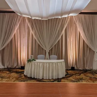 Cheyenne Mountain Resort  Wedding Backdrop