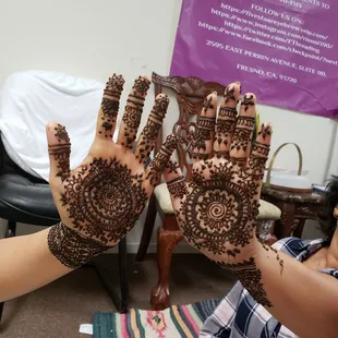 Henna art
