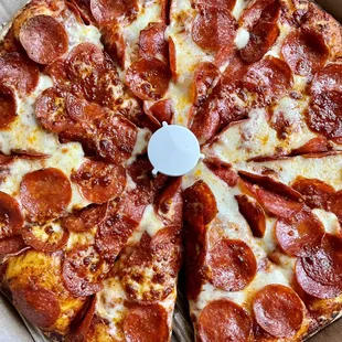 Large Pepperoni Pizza