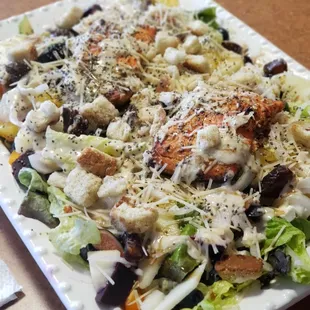 Special salmon salad