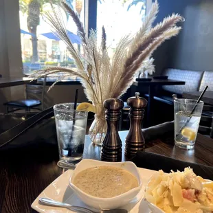 Mushroom Bisque &amp; 510 Penne Pasta