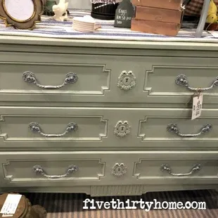 Chest in Miss Mustard Seed's Layla's Mint.