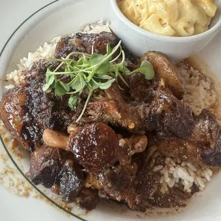Oxtails with Rice