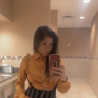 Elvira S.