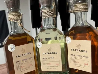 R & J Discount Liquor