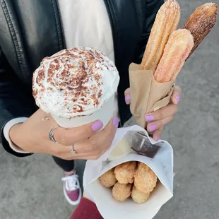Hot cocoa and churros