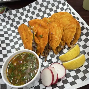Tacos de Birria Tacos Dorados