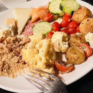 Starter from the sad salad bar
