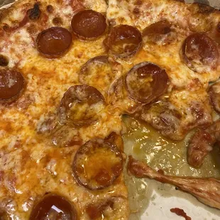 Pepperoni pizza