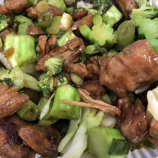 Just small chopped up veggies. Mostly broccoli stems. Disappointing. (Carrots were moved to my hubbies bowl).