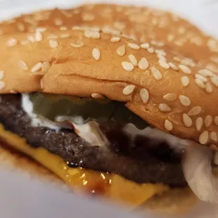 Cheeseburger w/o lettuce &amp; tomato. Came w/fries &amp; soda (6/2/23)