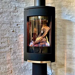 Jotul GF 370 DV II Gas Fireplace with remote control.