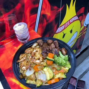 Filet , shrimp , noodles and veggies