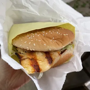 The grilled chicken sandwich without mayo
