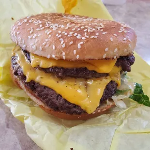 Triple cheeseburger
