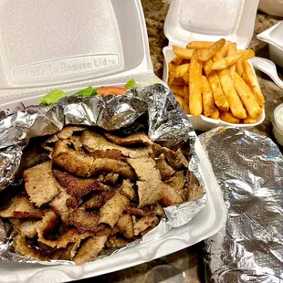 Gyro with pita and crunchy yummy fries